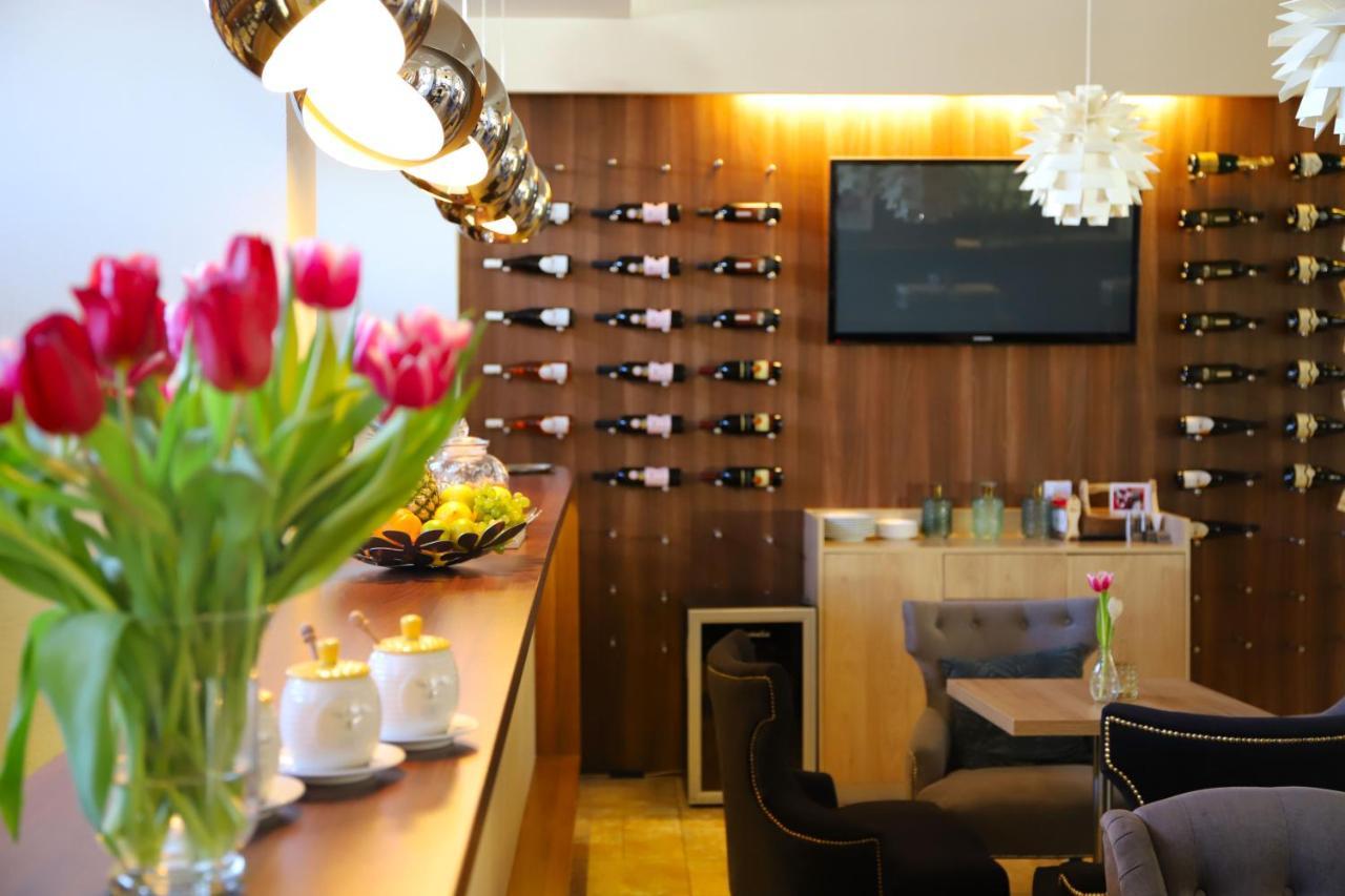 Hotel Rezident Turčianske Teplice Εξωτερικό φωτογραφία
