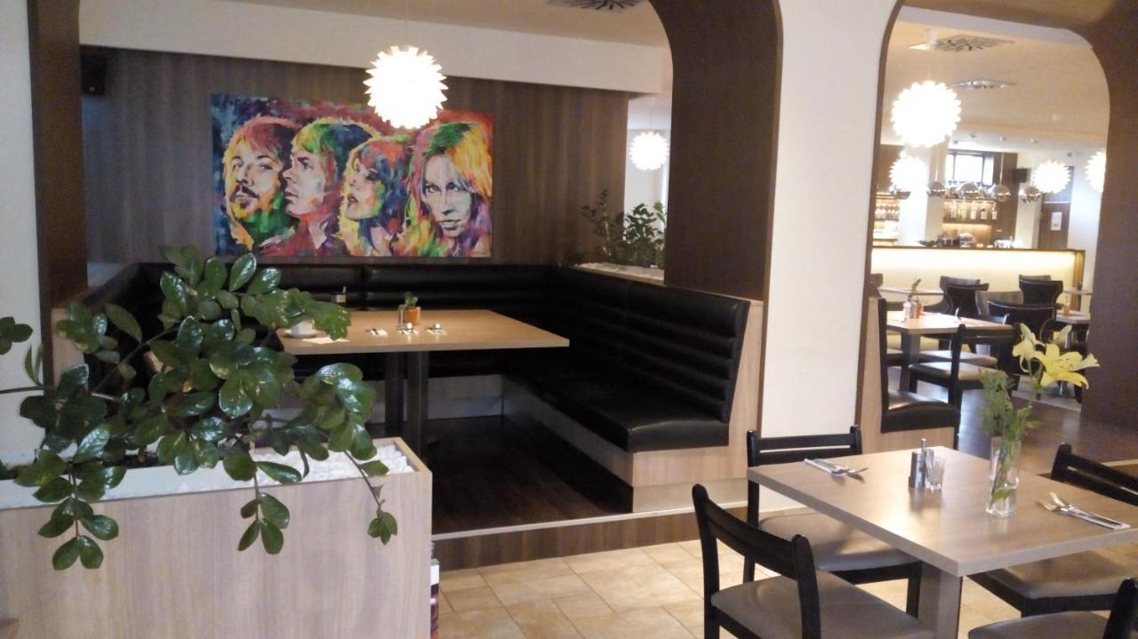 Hotel Rezident Turčianske Teplice Εξωτερικό φωτογραφία