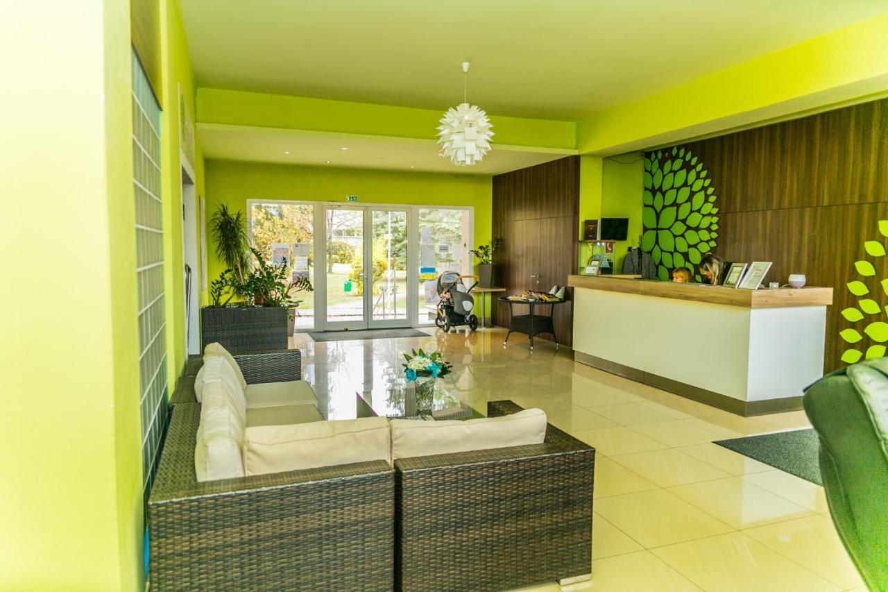Hotel Rezident Turčianske Teplice Εξωτερικό φωτογραφία